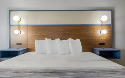 AmericInn by Wyndham Chamberlain Conference Center