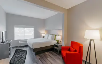 Townhome Inn & Suites by IHG