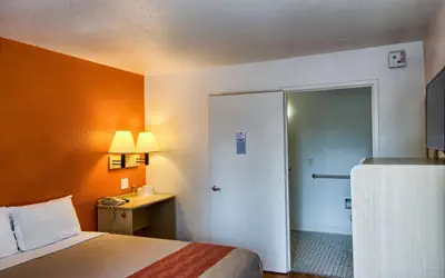 Motel 6-Everett, WA - North