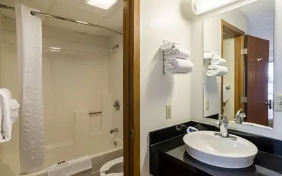 Baymont by Wyndham Gillette