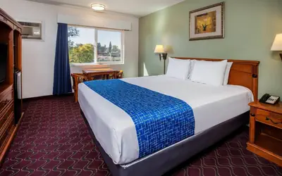 Travelodge by Wyndham Red Bluff South of Redding