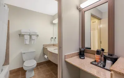 Clarion Pointe Sioux Falls Airport