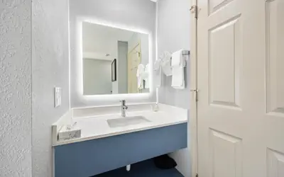 AmericInn by Wyndham Urbana Champaign University Area