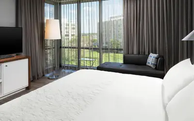 Le Méridien Chicago - Oakbrook Center