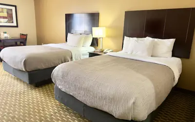 Quality Inn & Suites Pine Bluff