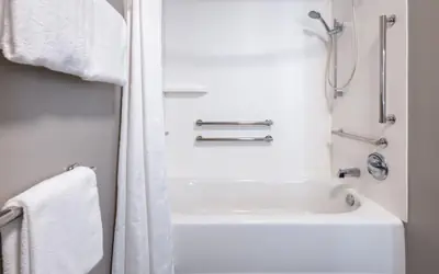 Holiday Inn Express & Suites Dewitt - Syracuse by IHG