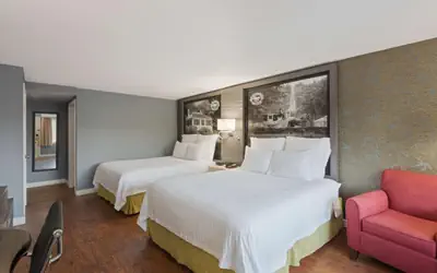 Super 8 by Wyndham Sturbridge