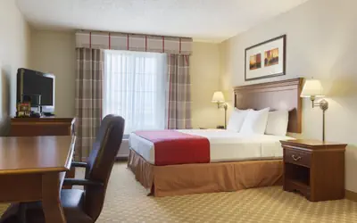 Country Inn & Suites by Radisson, Nevada, MO
