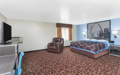 Super 8 by Wyndham Moberly MO