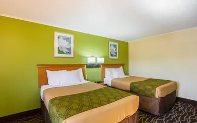 Econo Lodge Garden City - Savannah