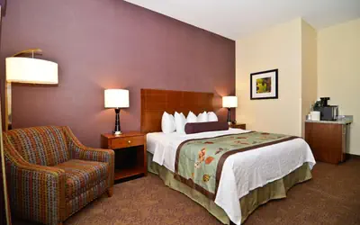 Best Western Plus Carousel Inn & Suites Burlington
