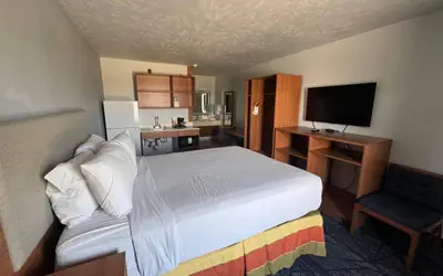 Suburban Studios Branson On The Strip