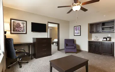 Baymont by Wyndham College Station