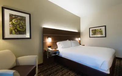 Holiday Inn Express & Suites Walterboro by IHG