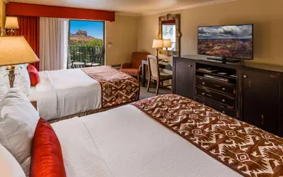 Best Western Plus Arroyo Roble Hotel & Creekside Villas