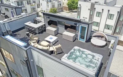 City Views, Rooftop with Hot Tub, Walk to Stadiums