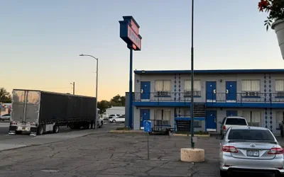 Capital O Budget Inn Ontario I-84