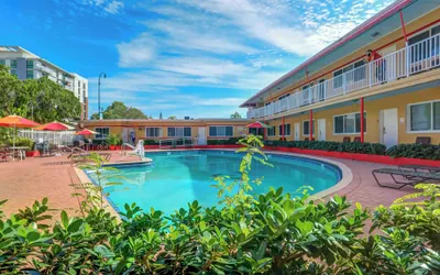 Beach and Town Motel