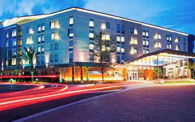 Aloft Jacksonville Tapestry Park