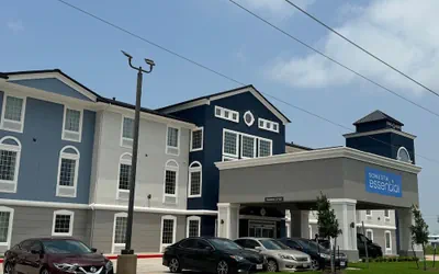 Sonesta Essential La Porte