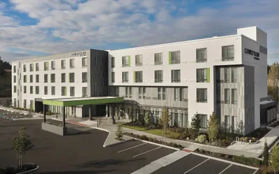 Courtyard by Marriott Portland East