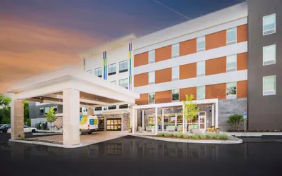 Home2 Suites by Hilton Minneapolis Mall of America