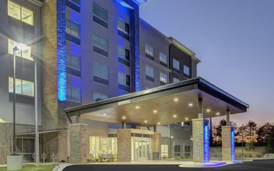 Holiday Inn Express & Suites Charlotte Southwest by IHG