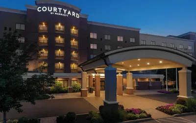 Courtyard Buffalo Airport