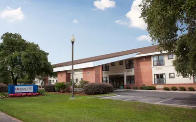 Federal City Inn & Suites