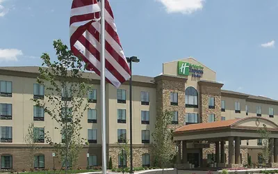 Holiday Inn Express Cleveland Northwest by IHG
