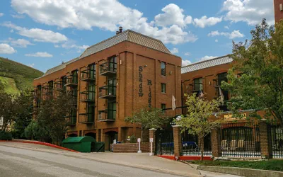 Shadow Ridge by All Seasons Resort Lodging