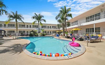 Tradewinds Apartment Hotel