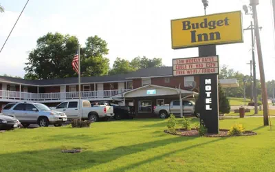 Budget Inn Oskaloosa US 63 Near Pella