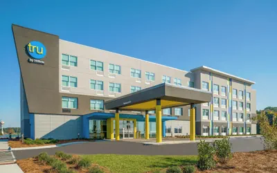 Tru by Hilton Savannah Airport