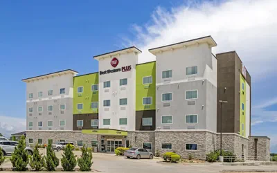 Best Western Plus Mid County