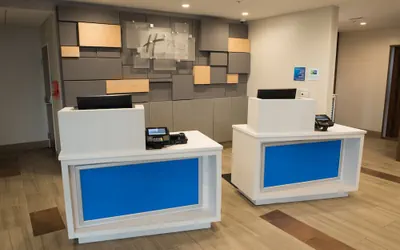 Holiday Inn Express & Suites Louisville N - Jeffersonville by IHG