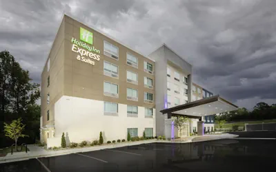 Holiday Inn Express & Suites Rock Hill by IHG