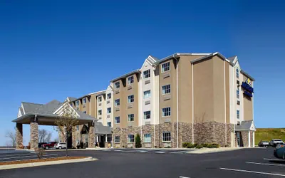 Microtel Inn & Suites by Wyndham Wheeling at Highlands