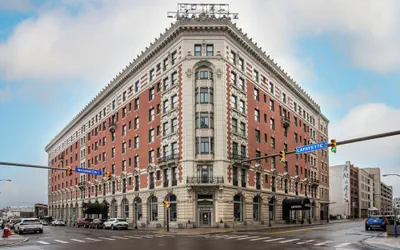 Hotel at the Lafayette Trademark Collection by Wyndham