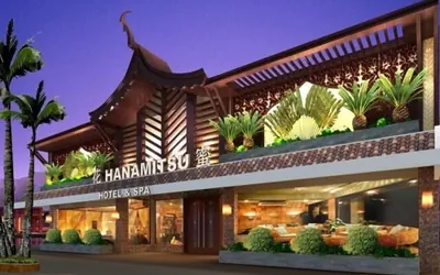 Hanamitsu Hotel & Spa