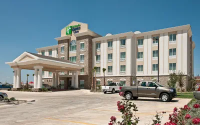 Holiday Inn Express Hotel & Suites Pearsall by IHG