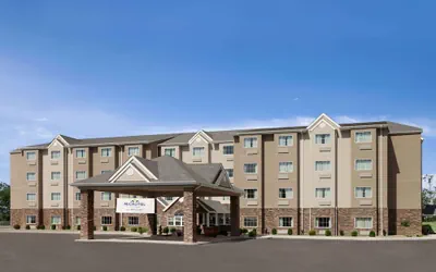 Microtel Inn & Suites by Wyndham St Clairsville/Wheeling