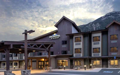 Microtel Inn & Suites by Wyndham Georgetown Lake