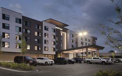 Hyatt House Columbus OSU / Short North