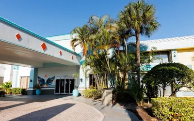 Garnet Inn & Suites, Orlando