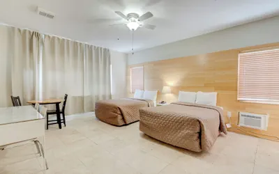 James Hotel - Near Miami Beach Convention Center