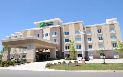 Holiday Inn Express Covington-Madisonville by IHG