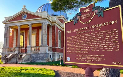 Cozy Cottage In The Heart Of Hyde Park 1 Bedroom Home by RedAwning