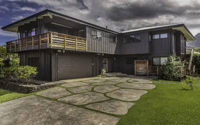 Hale Hanalei 5 Bedroom Home by RedAwning