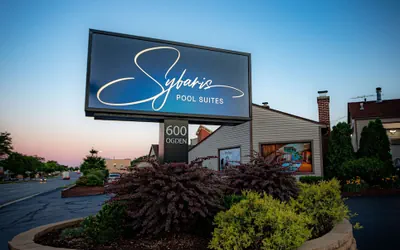 Sybaris Pool Suites